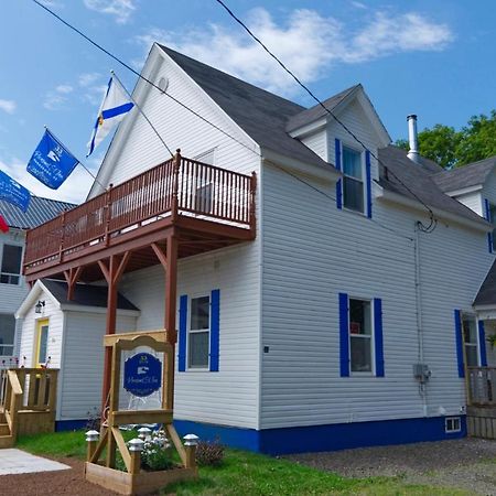 Pleasant Street Inn Parrsboro 外观 照片