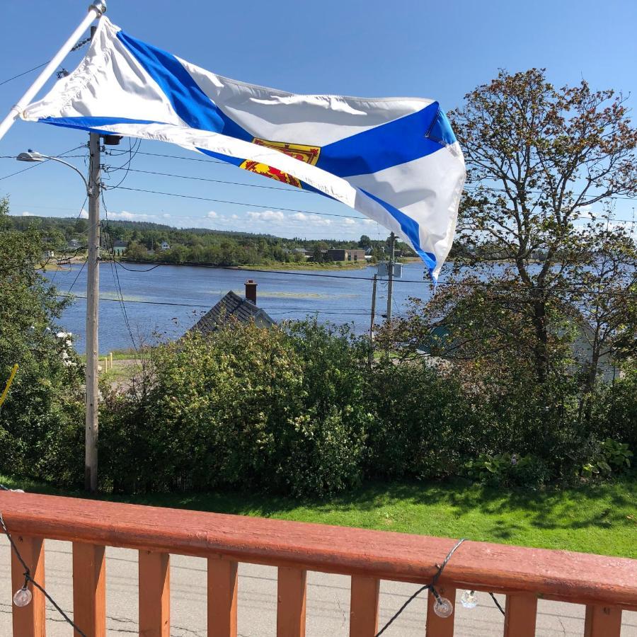 Pleasant Street Inn Parrsboro 外观 照片