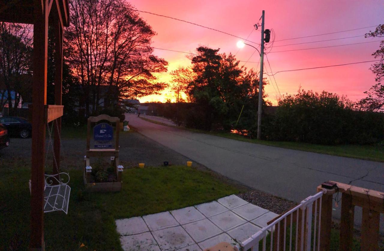 Pleasant Street Inn Parrsboro 外观 照片
