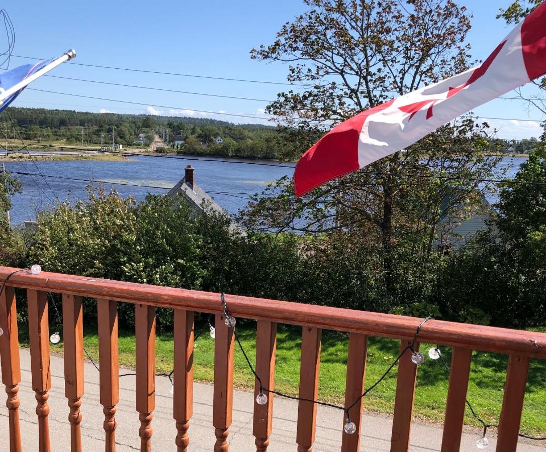 Pleasant Street Inn Parrsboro 外观 照片