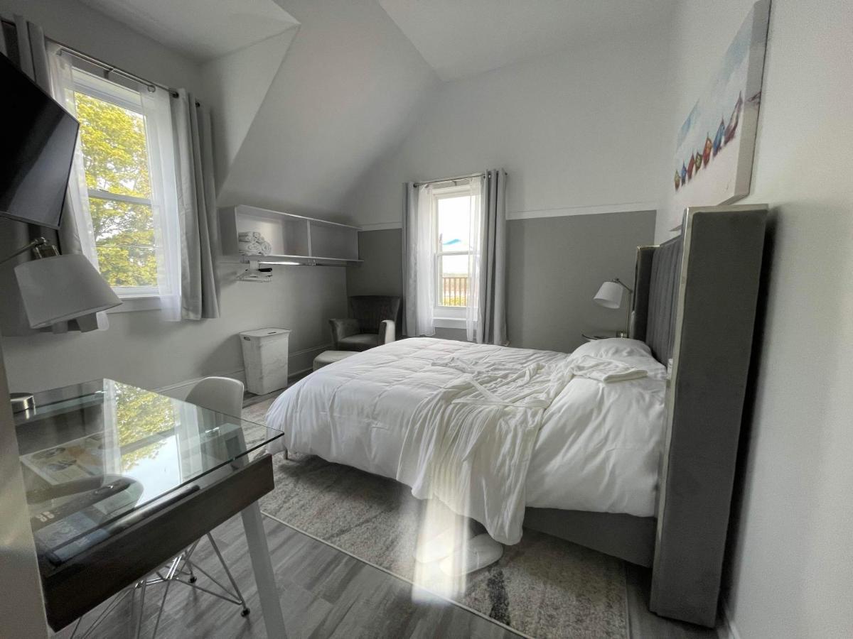 Pleasant Street Inn Parrsboro 外观 照片