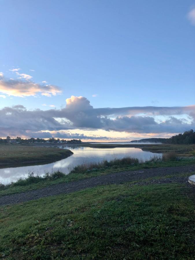 Pleasant Street Inn Parrsboro 外观 照片