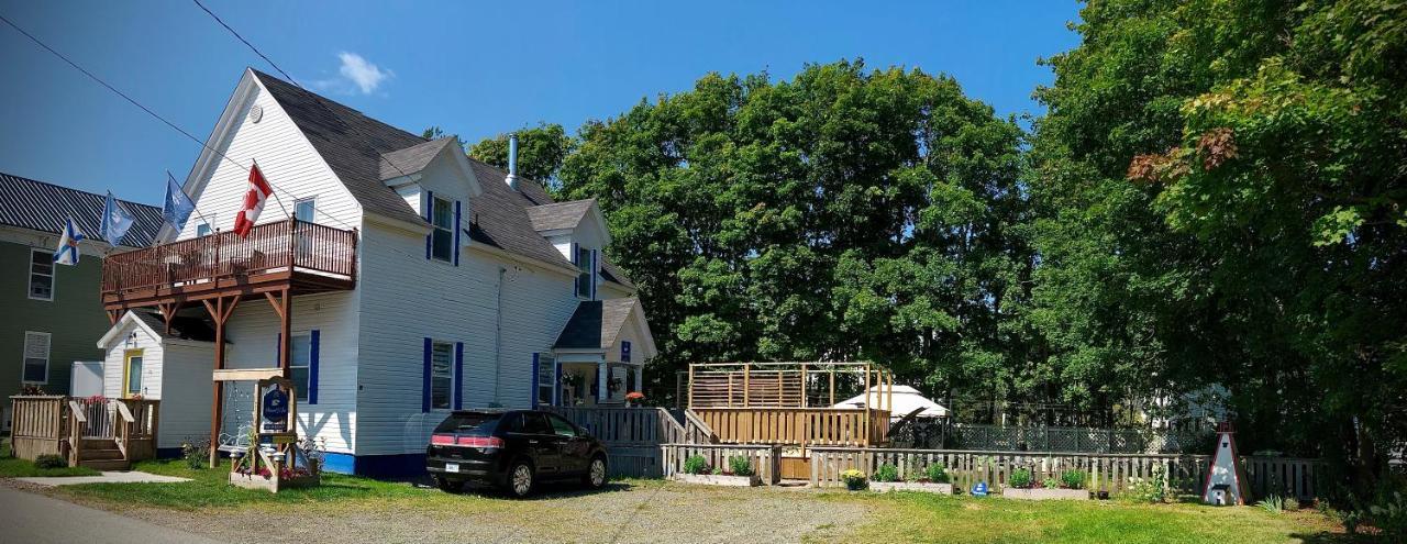 Pleasant Street Inn Parrsboro 外观 照片