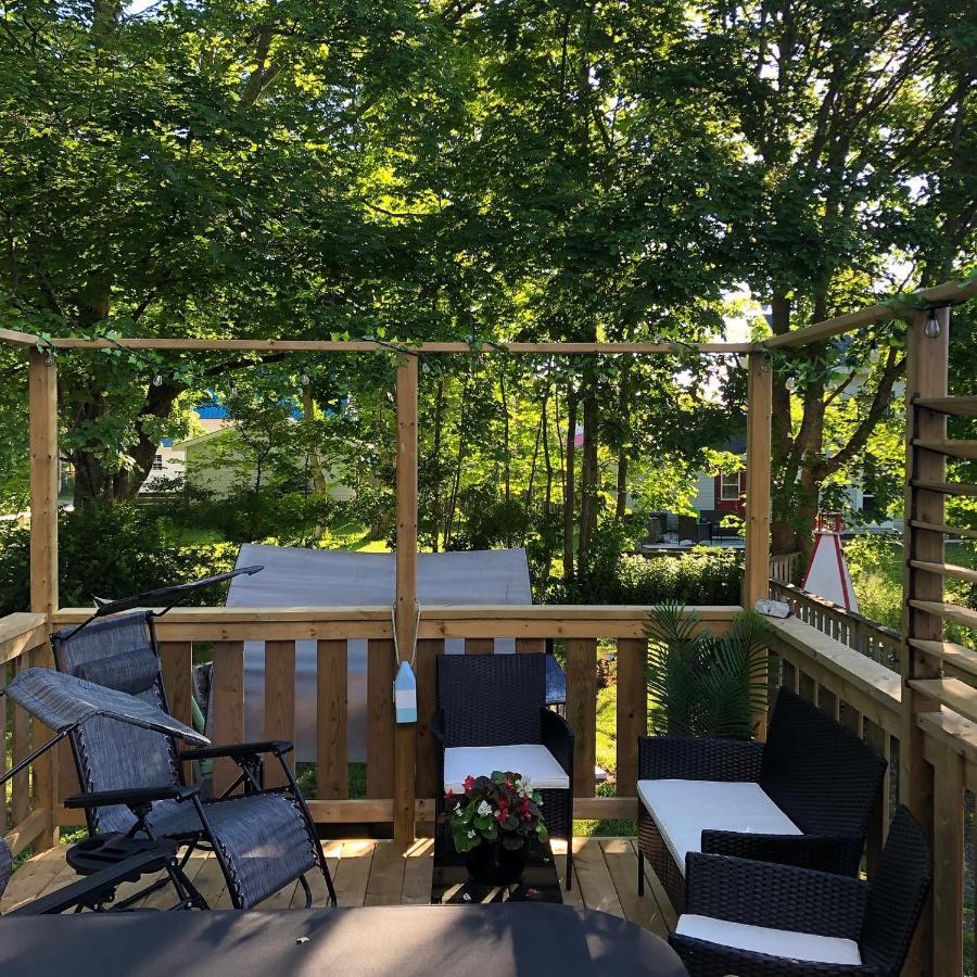 Pleasant Street Inn Parrsboro 外观 照片