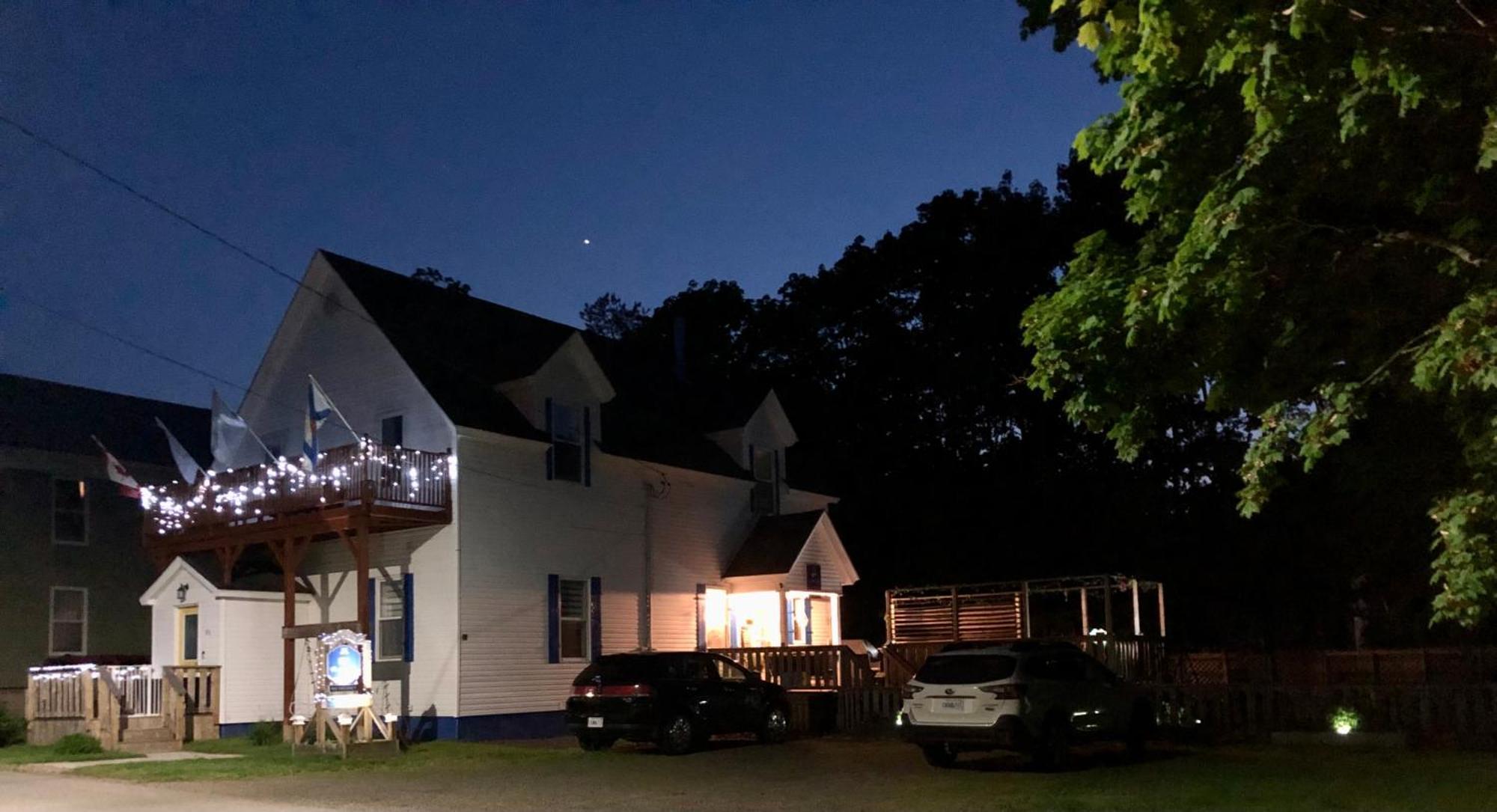 Pleasant Street Inn Parrsboro 外观 照片